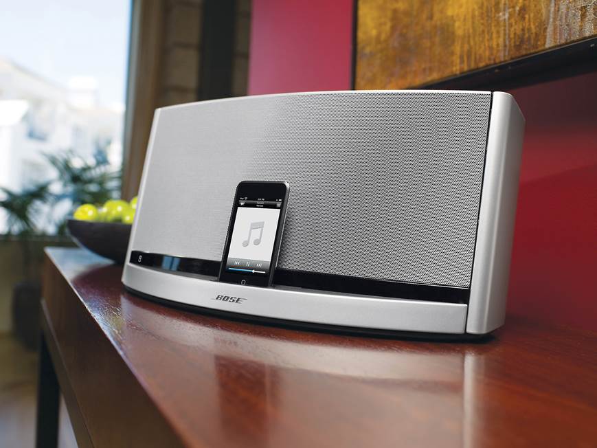 Bose® SoundDock® 10 digital music system for iPod® and iPhone® at