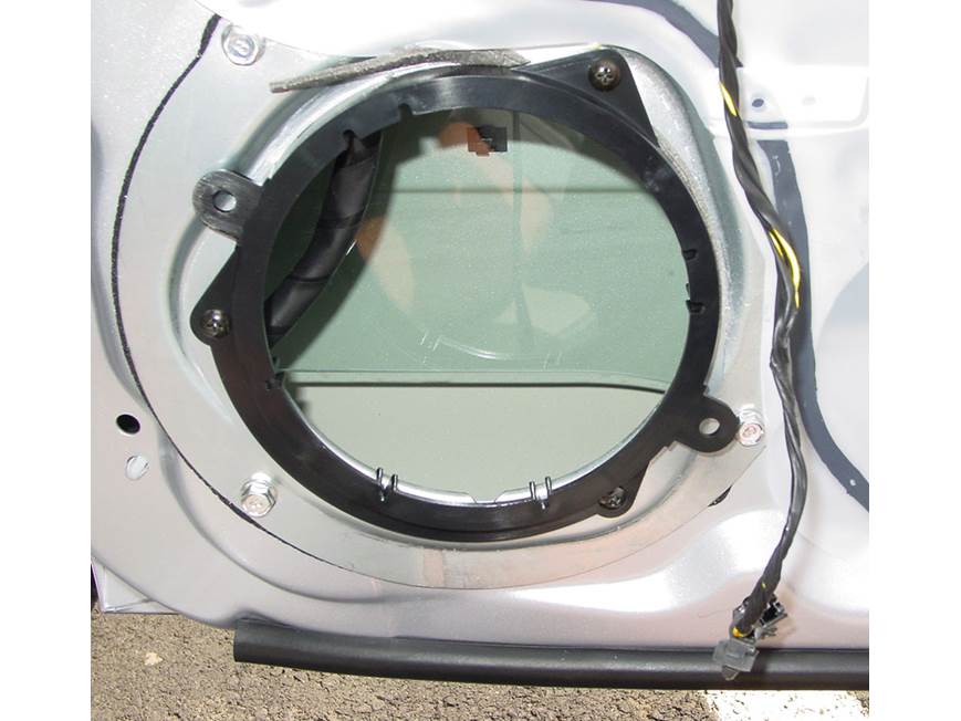 Scosche SAKA-656 Speaker Mounting Brackets Install 5-1/4
