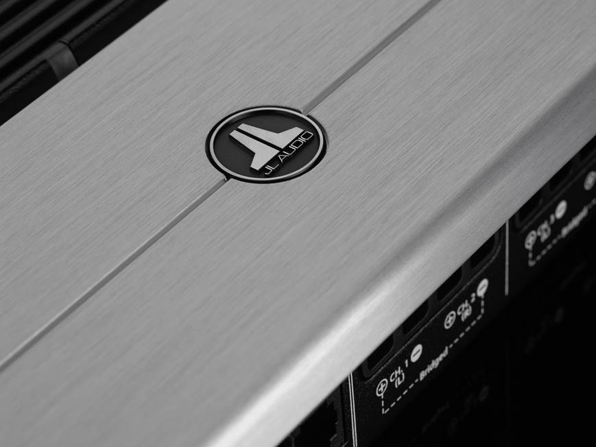 JL Audio XD600/6v2 6-channel car amplifier — 75 watts RMS x 6 at