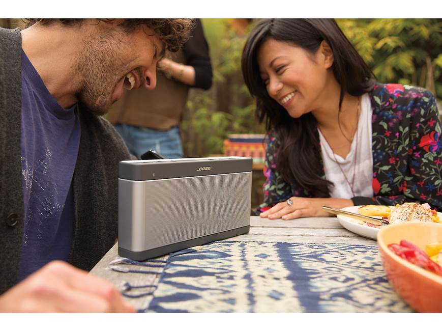 Bose® SoundLink® Bluetooth® speaker III at Crutchfield Canada