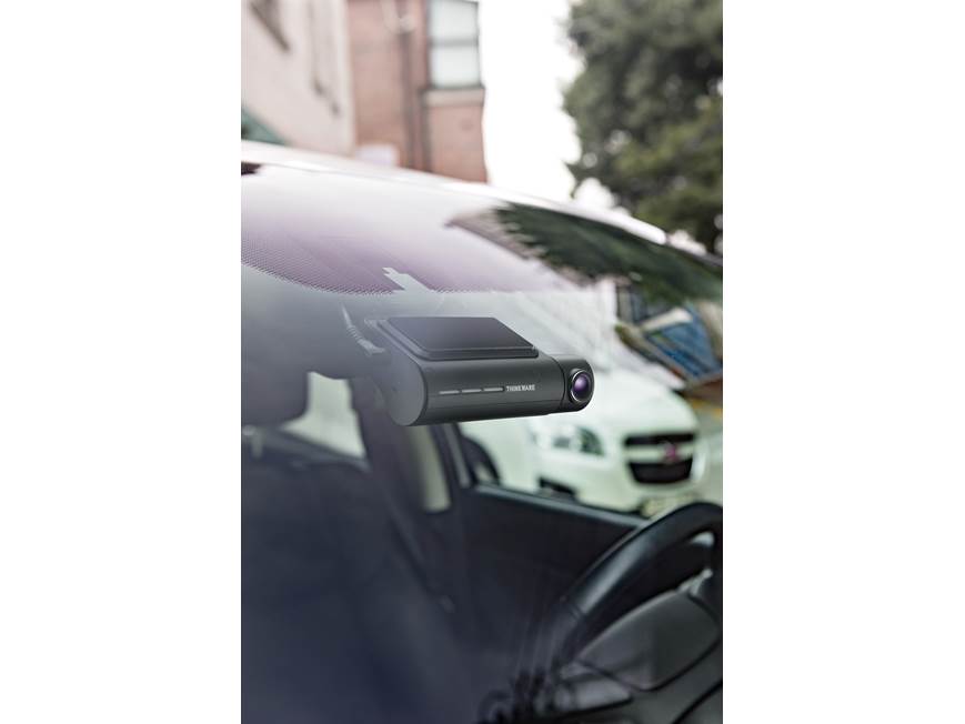Thinkware F800PRO HD dash cam with built-in GPS and driver