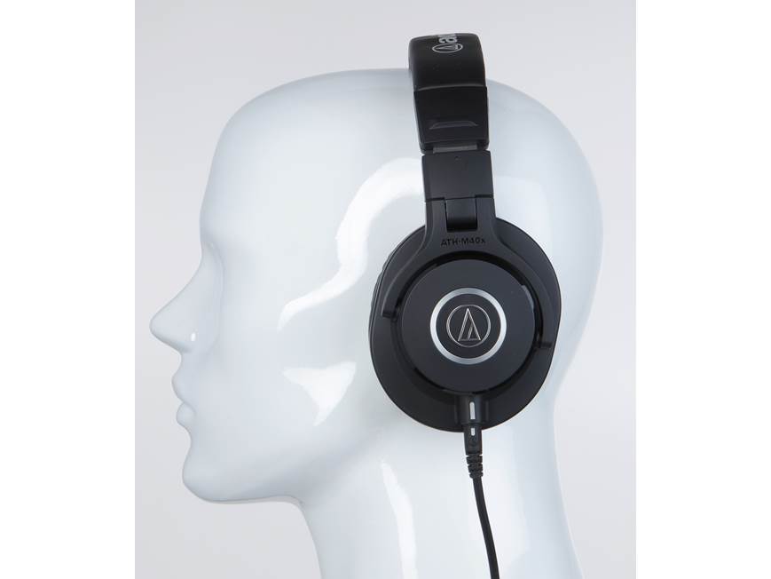audio-technica ATH-M40x ヘッドフォン Audio-Technica ATH-M40x Professional monitor headphones at