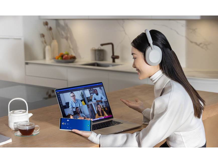 Sony WH-1000XM5 (Silver) Over-ear Bluetooth® wireless noise