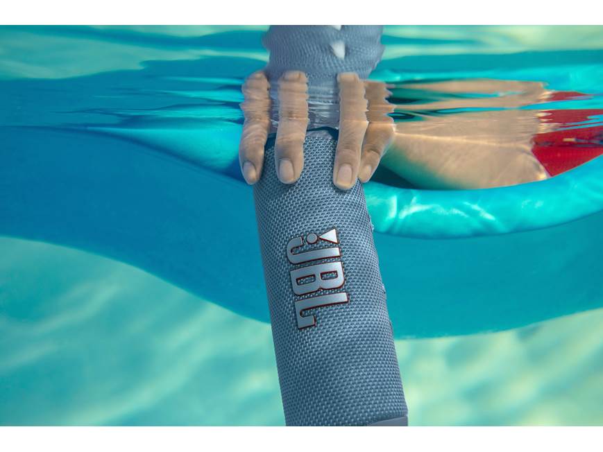 JBL Flip 6 (Blue) Waterproof portable Bluetooth® speaker (Blue) at