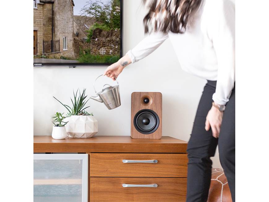 Kanto YU6 (Walnut) Powered stereo speakers with Bluetooth® and